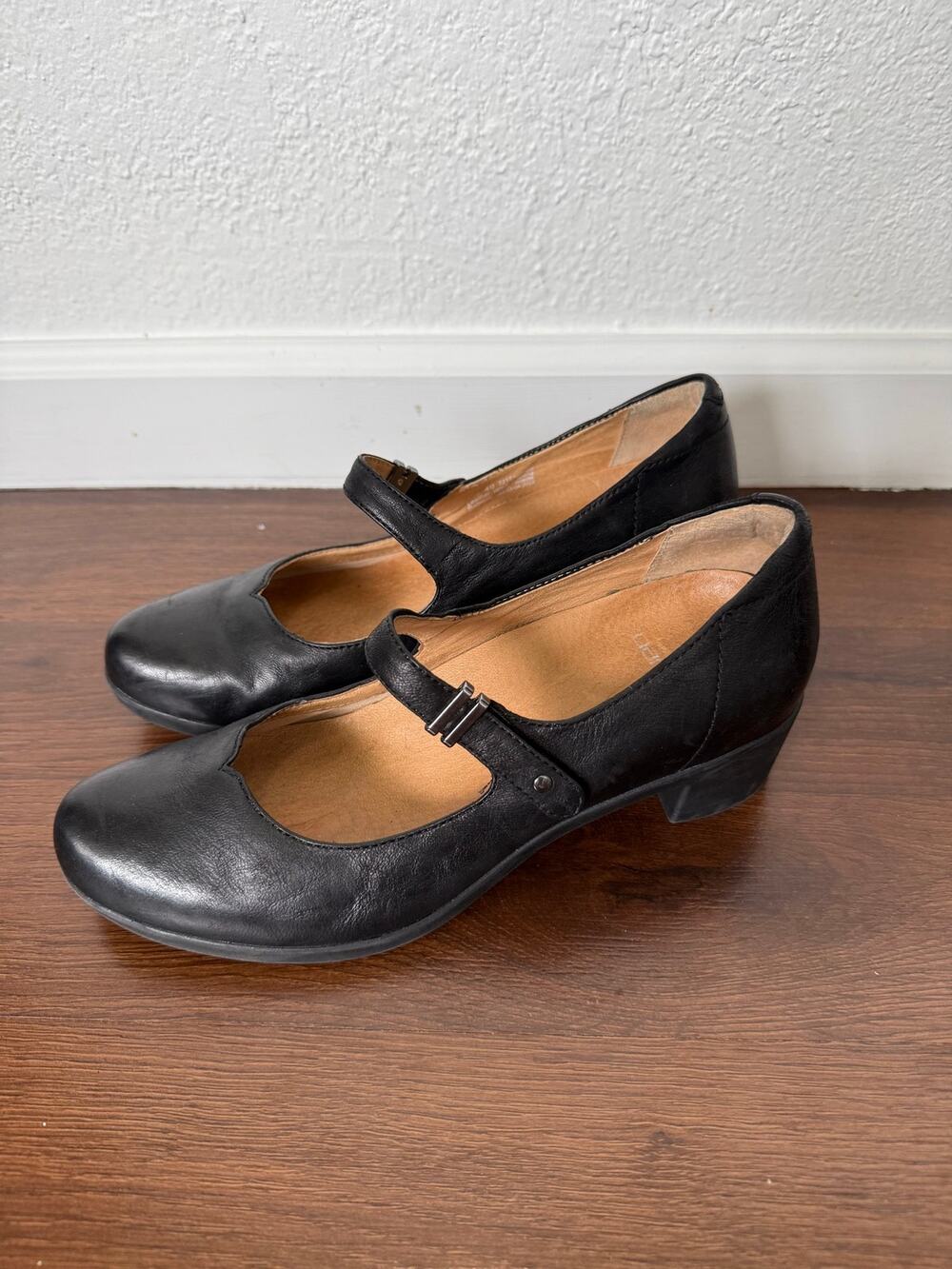 Dansko Callista Mary Jane Pumps Black Nubuck Leather Sz 40 (US 9.5) Boho Chic